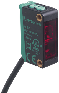 Compact ML100-8-HW photoelectric sensor with background evaluation